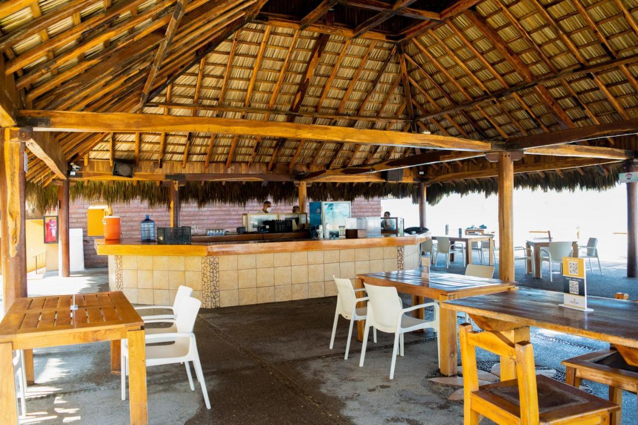 Costa De Oro Beach Hotel Масатлан Экстерьер фото