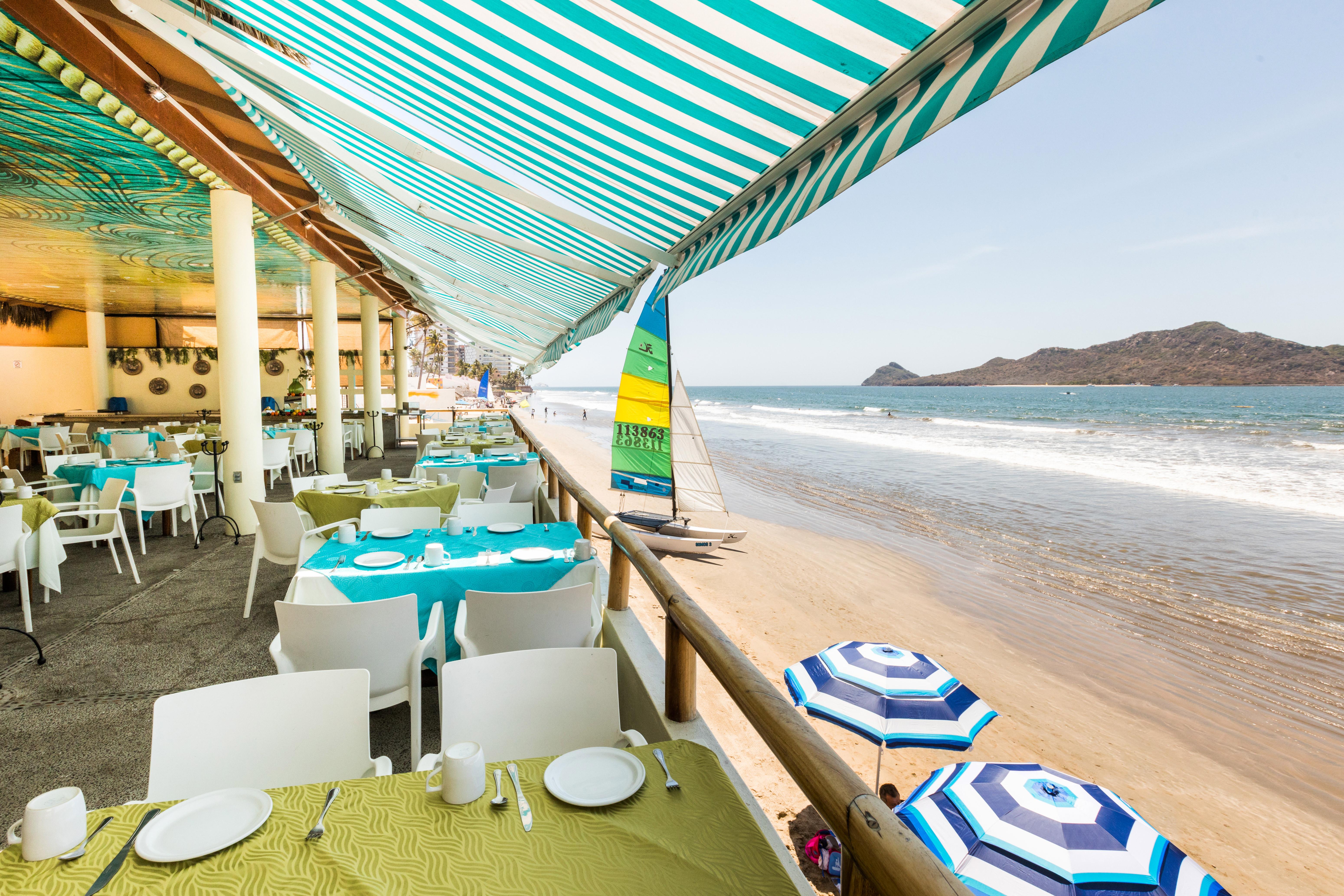 Costa De Oro Beach Hotel Масатлан Экстерьер фото