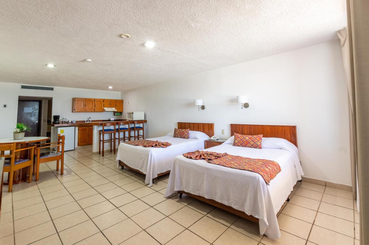 Costa De Oro Beach Hotel Масатлан Экстерьер фото
