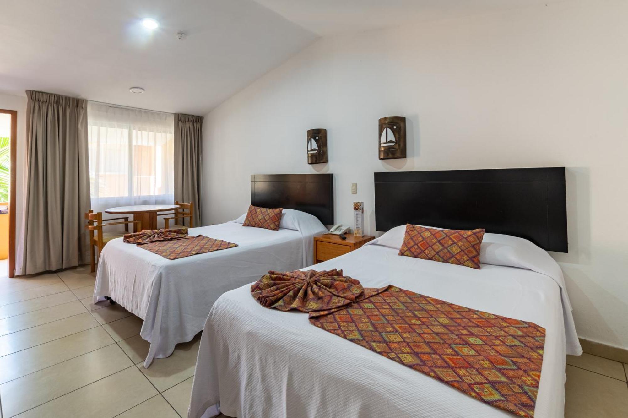 Costa De Oro Beach Hotel Масатлан Номер фото