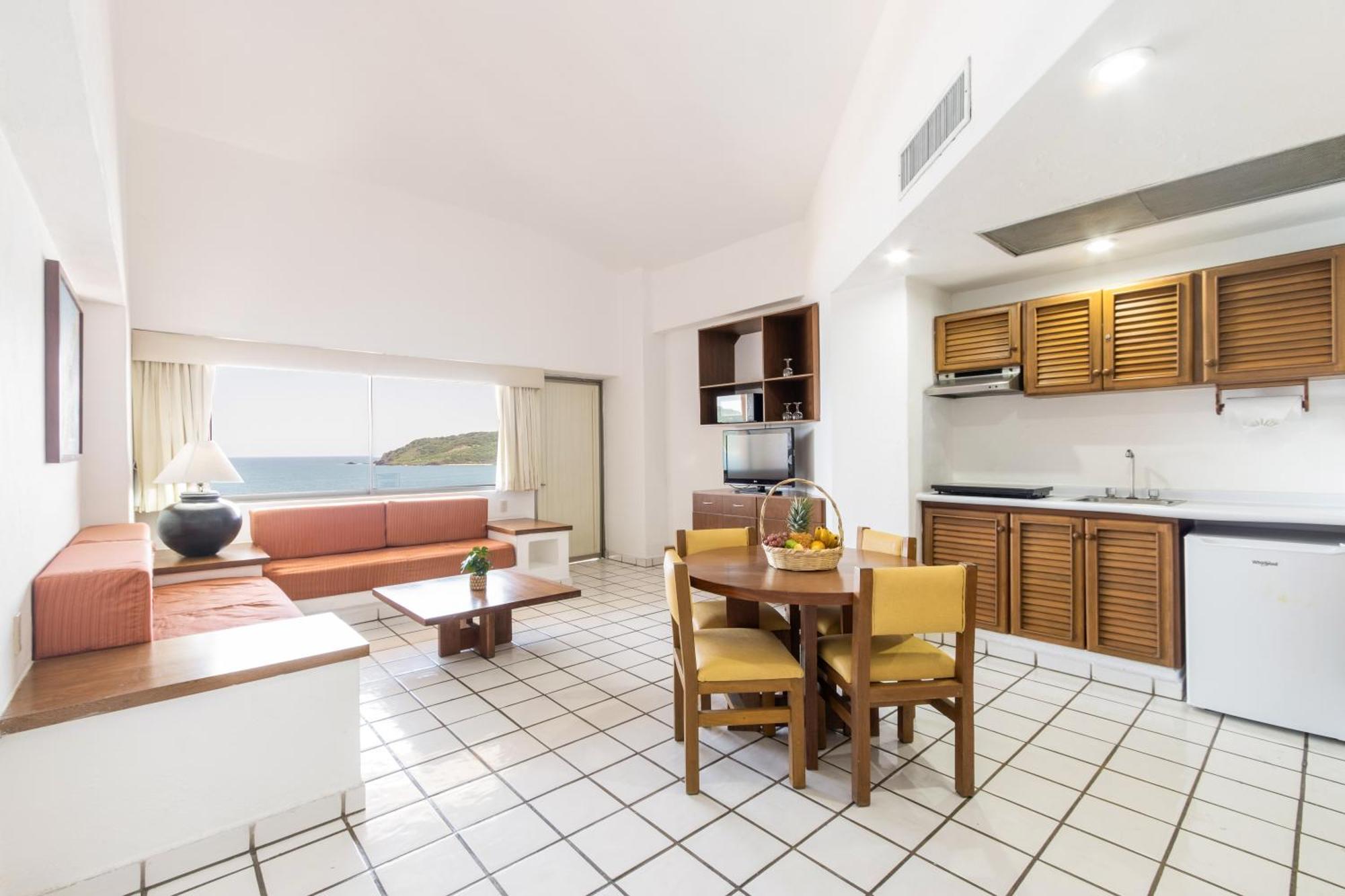 Costa De Oro Beach Hotel Масатлан Номер фото